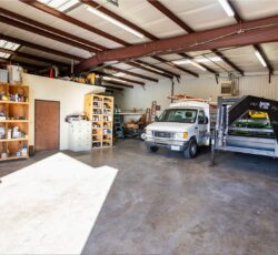 Garage 1900x1268